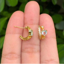 Aretes Corazon Verde Chapa de Oro Az184