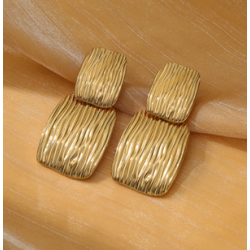 Aretes Cuadrados Dorados Acero Inoxidable  2P1