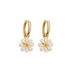Aretes Flor Blanca Chapa de Oro  C676