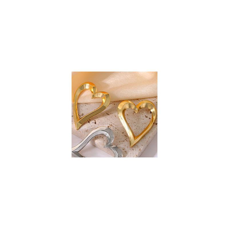 Aretes Gran Corazon Dorado  R27