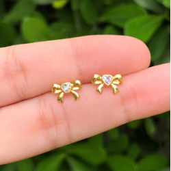 Aretes Lazo Corazon Chapa de Oro Az371