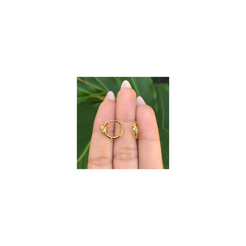 Aretes Nudo Chapa de Oro Az6