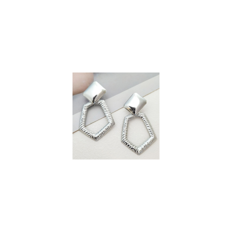 Aretes Penta Plateados  1Q4
