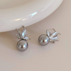 Aretes Perla Gris  2Q4