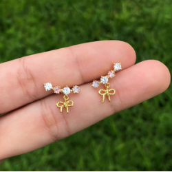 Aretes Piedritas Y Lazo Chapa de Oro Az74