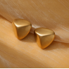 Aretes Triangulo Dorado Mate Acero Inox 1C6