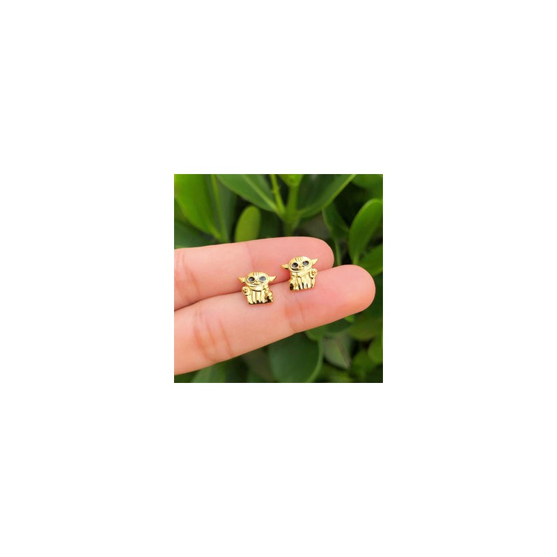 Aretes Yoda Chapa de Oro 18K Az114