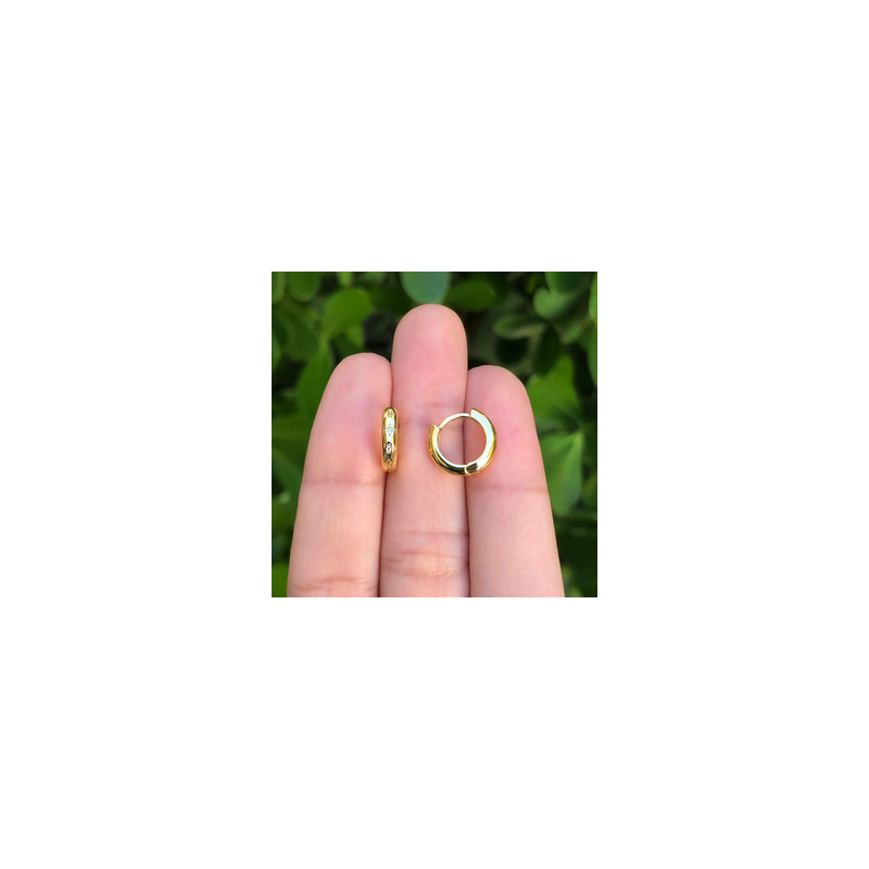 Arracadas Doradas Chica Chapa de Oro Az60