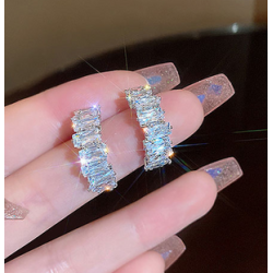 Aretes Arracada Plateada Cristales  4E42