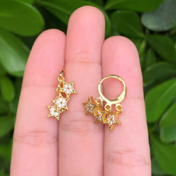 Aretes Arracada Tres Estrellas Doradas Chapa de Oro Az73